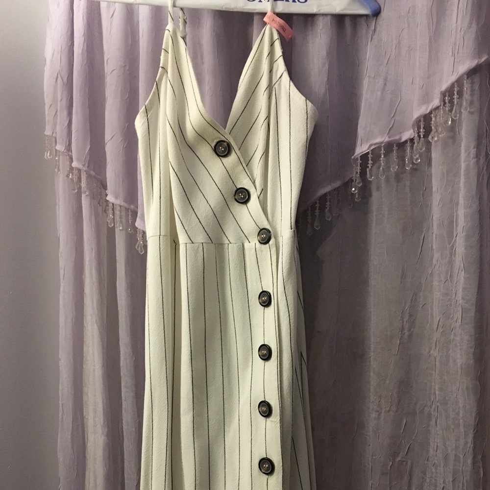 Stripped button detailed Maxi dress!